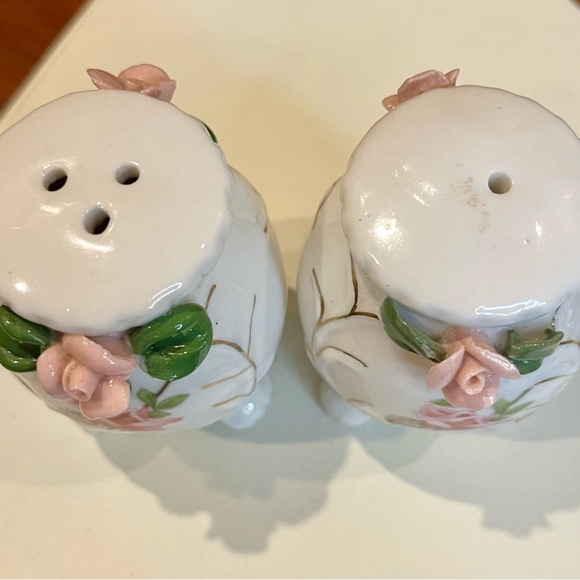 Vintage German Bone China Rose and Gold Leaf Salt and Pepper Set, Cottage Core - Picture 6 of 8